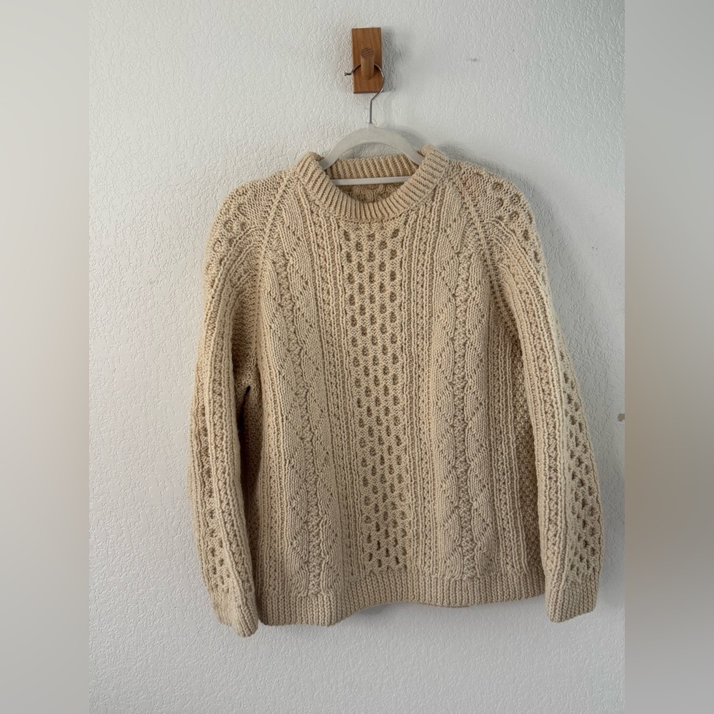Vintage Handmade wool Cozy Cream Cable Knit Sweater